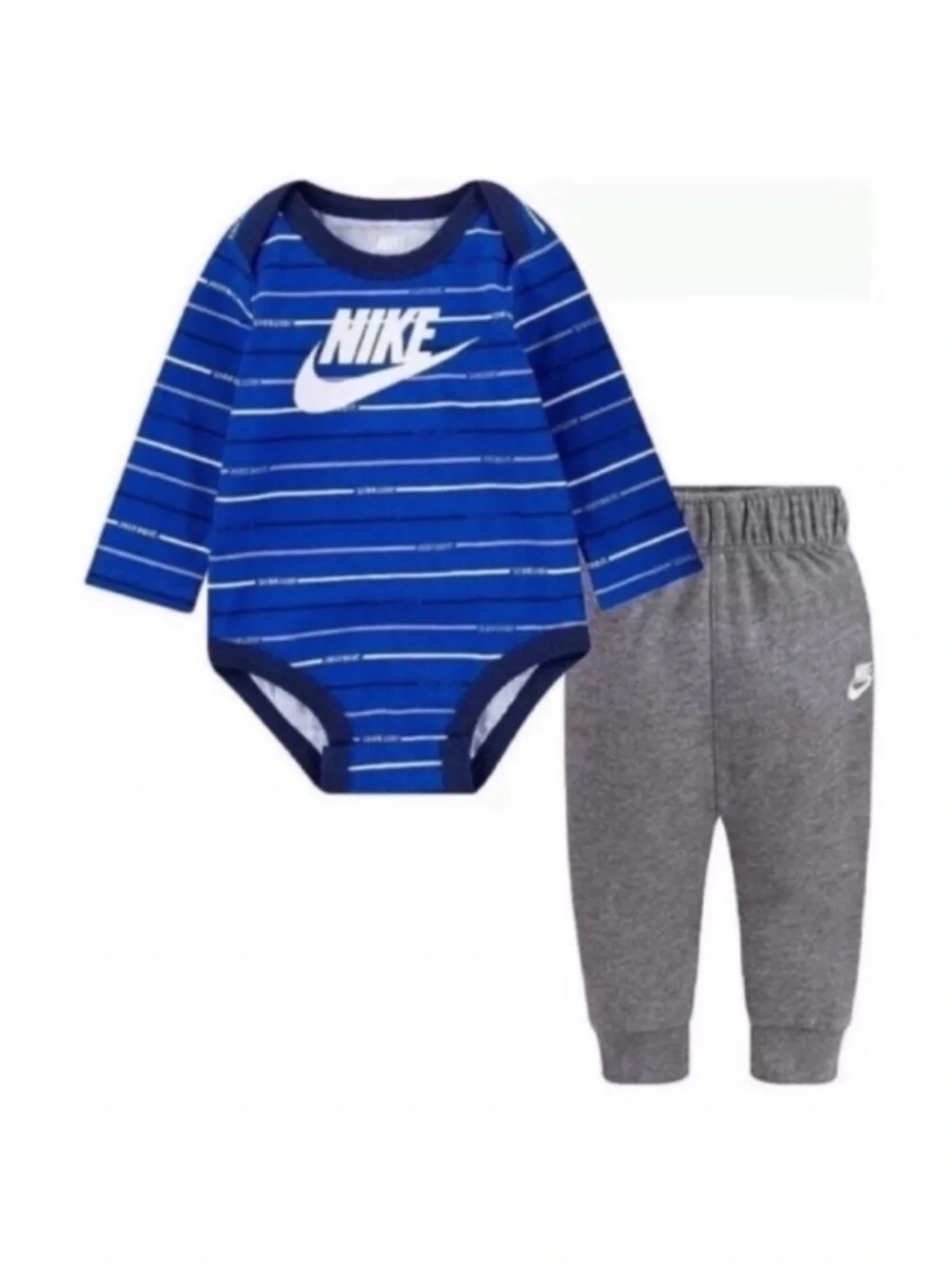 Nike Outfit - Picture 1 of 1